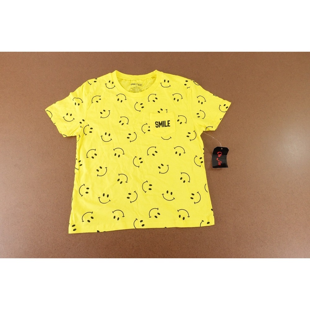 On Fire Girls Size Large Yellow Smile Graphic Short Sleeve Crew Neck Tee NWT